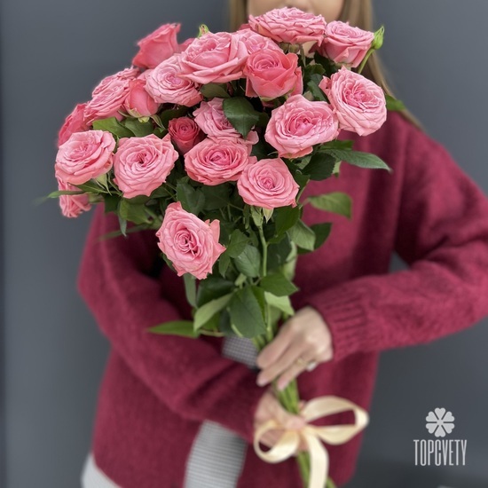 Букет из 5 кустовых пионовидных роз 80см