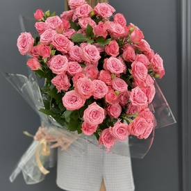 Букет из 21 кустовой пионовидной розы 80см