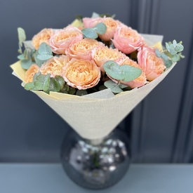 Букет из 15 чайных кустовых роз