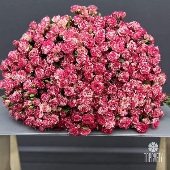 Букет 101 кустовая роза 50см