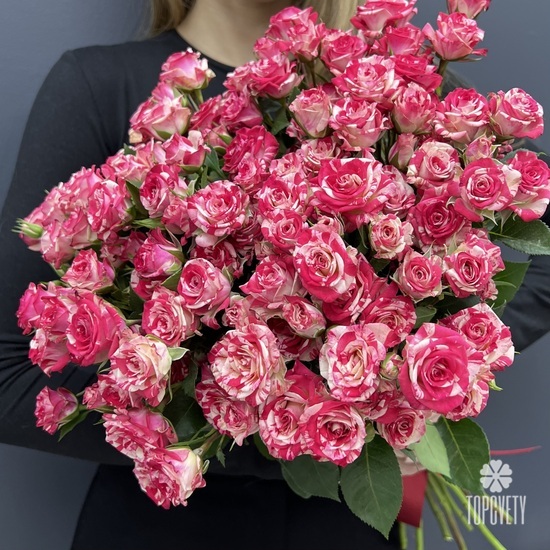 Букет из 15 кустовых роз  Фаер Фокс 60см