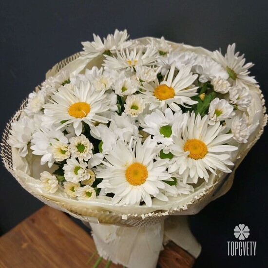 Букет из 7 Садовых Ромашки и Хризантемы