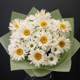 Букет из 9 Ромашек и хризантемы