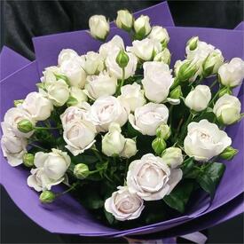 Букет из 9 кустовых пионовидных роз 50см