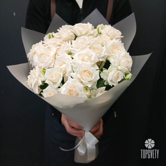 Букет из 9 кустовых пионовидных роз 50см