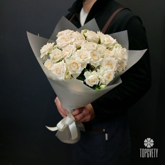 Букет из 9 кустовых пионовидных роз 50см