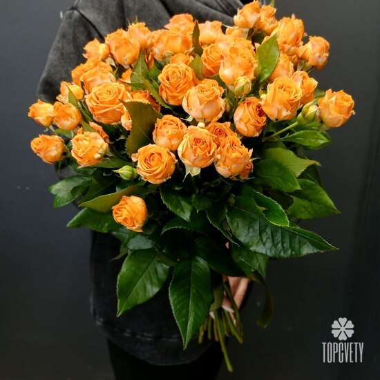 Букет из 15 кустовых пионовидных роз 50см