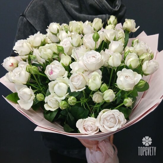 Букет из 15 кустовых пионовидных роз 50см