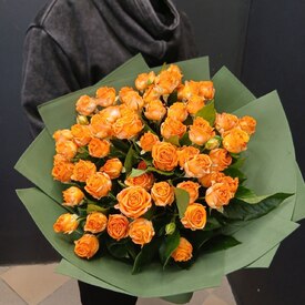 букет из 15 кустовых пионовидных роз 50см