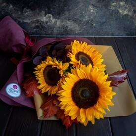 Букет из 3 подсолнухов 