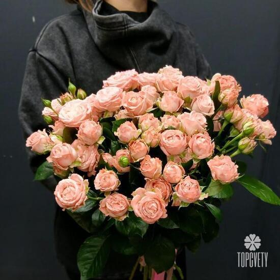 Букет из 15 кустовых пионовидных роз 50см