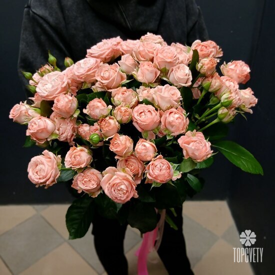 Букет из 15 кустовых пионовидных роз 50см