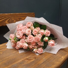 Букет из 15 кустовых пионовидных роз 50см