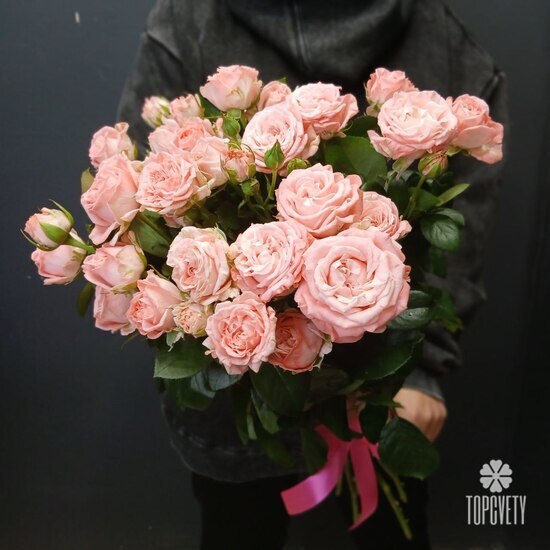 Букет из 9 кустовых пионовидных роз 50см