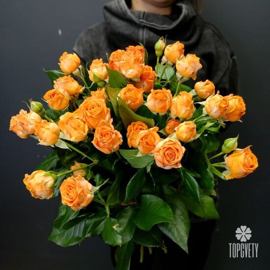 Букет из 9 кустовых пионовидных роз 50см