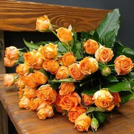 Букет из 9 кустовых пионовидных роз 50см