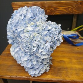 Букет из 5 голубых гортензий