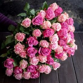 Букет из 51 розовой розы микс 50см