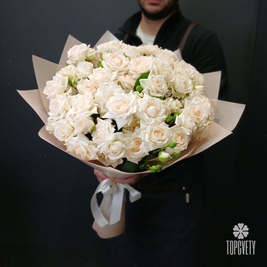 Букет из 15 кустовых пионовидных роз 50см