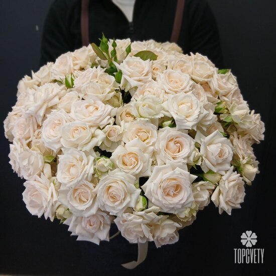 Букет из 25 кустовых пионовидных роз 50см