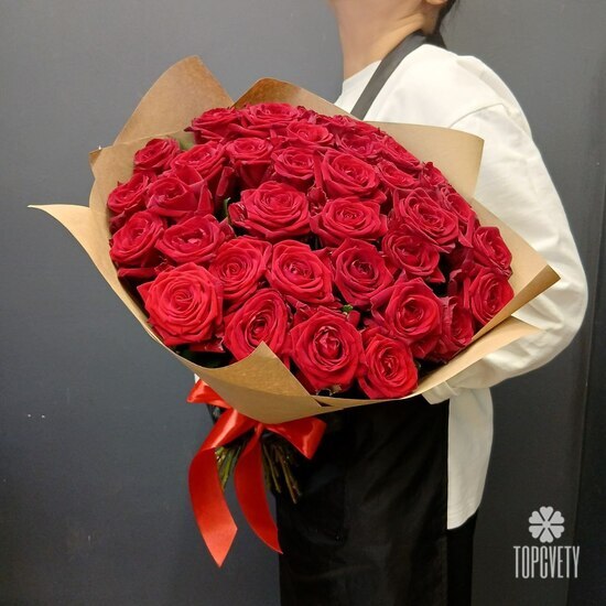 Букет из 35 роз Ред Наоми 50см
