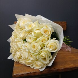 Букет из 35 роз Аваланж 50см