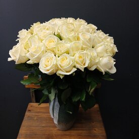 Букет из 35 роз Аваланж 50см