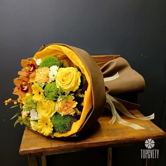 Букет из роз, гербер и орхидей Феона