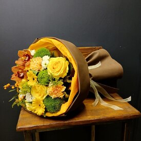 Букет из роз, гербер и орхидей Феона