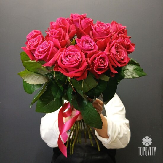 Букет из 15 роз Лола 50см 