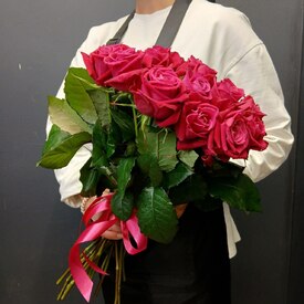 Букет из 15 роз Лола 50см 