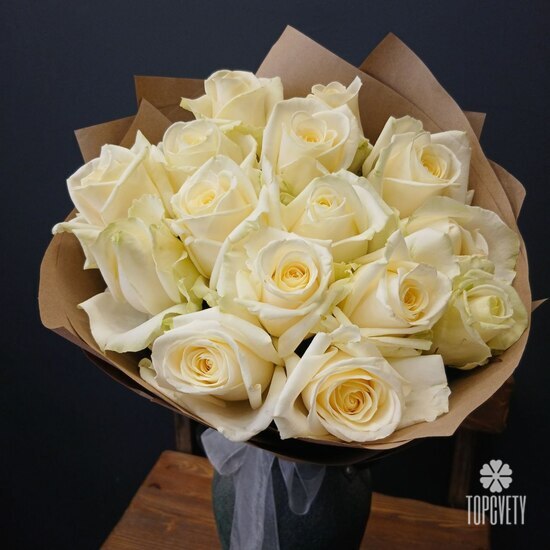 букет из 15 роз Аваланж 50см