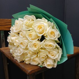 Букет из 25 роз Аваланж 50см