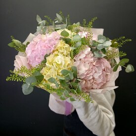 Букет из гортензий Алина