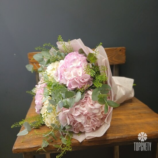 Букет из гортензий Алина
