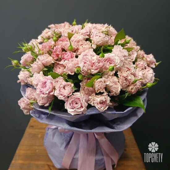 Букет из 25 кустовых пионовидных роз 50см