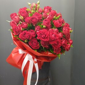 Букет из 15 кустовых пионовидных роз 50см