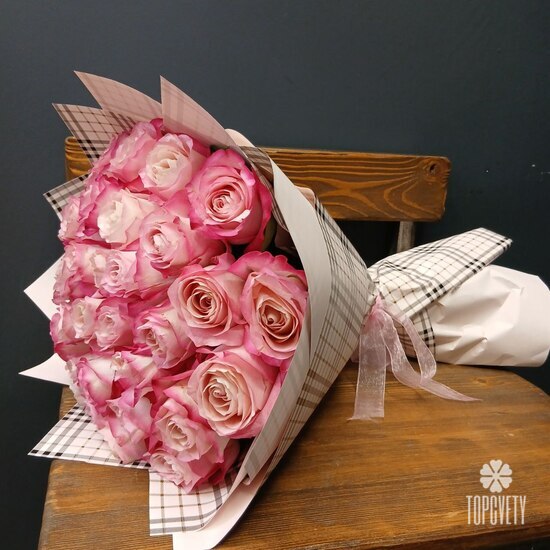 Букет из 35 розовых роз 50см