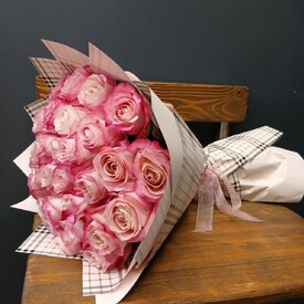 Букет из 35 розовых роз 50см