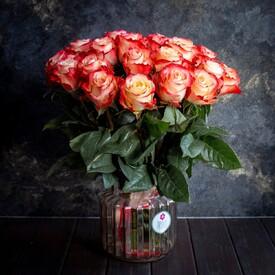 Букет из 25 оранжевых роз Кабарет 