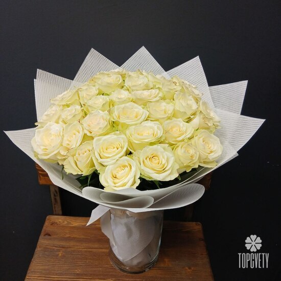 Букет из 35 белых роз 50см
