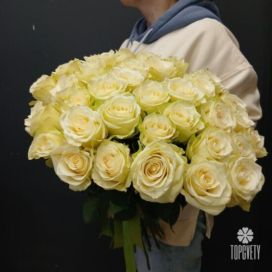 букет из 35 белых роз 50см