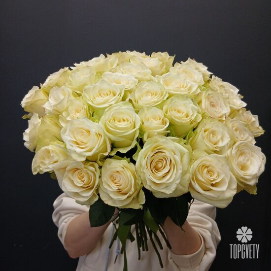 букет из 35 белых роз 50см