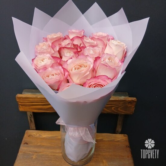 Букет из 15 розовых роз 50см