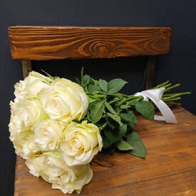 букет из 15 роз Атена 50см