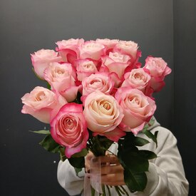 Букет из 15 розовых роз 50см