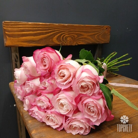 Букет из 15 розовых роз 50см