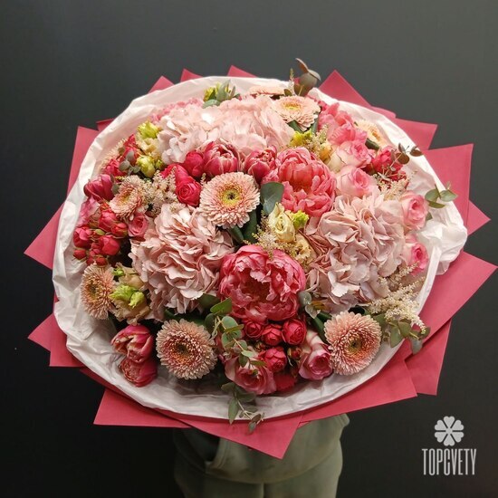 Букет из пионов, гербер и гортензий Философский камень 