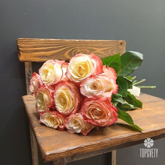 Букет из 9 роз Эквадор 50см