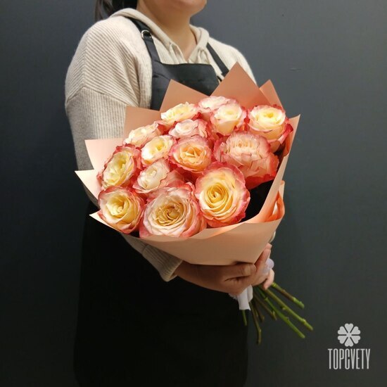 Букет из 15 роз Эквадор 50см